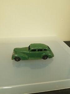 【送料無料】模型車 モデルカー ディンキークライスラーdinky chrysler