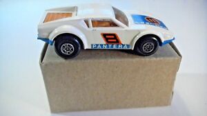 【送料無料】模型車 モデルカー マッチデトマソパンテラホワイトミントバージョンmatchbox mb 8 de tomaso pantera white mint 1975 version 10