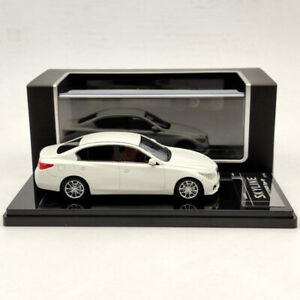 1/43 京商　日産 スカイライン ハイブリッド　350GT SKYLINE Amazon | 1/43 京商 スカイライン 350GT Hybrid タイプP (V37