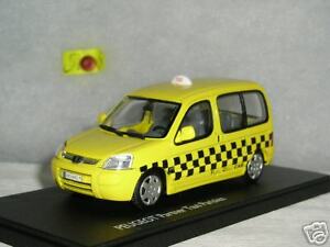 【送料無料】模型車 モデルカー プジョーパートナーエレクテリックパリタクシーpeugeot partner electrique parisian taxi at 143