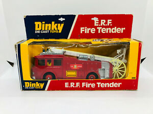 【送料無料】模型車 モデルカー ビンテージディンキーテンダーボックスディンキーvintage dinky erf fire tender dinky 266 in box 1977