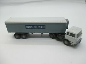【送料無料】模型車 モデルカー ワイキングスーツケースセットインターフロストブーストwiking mb 1620 fridge suitcase set inter * frost, acidic hb 7691c boost 60 *