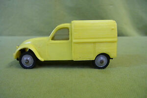 【送料無料】模型車 モデルカー ハードプラスチックノレフシトロエンイエローモデルhard plasticnorevcitroen 2 cv 143 yellowmodel 26