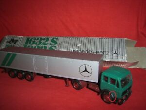 【送料無料】模型車 モデルカー メルセデスベンツシリーズトラックトラックドイツ