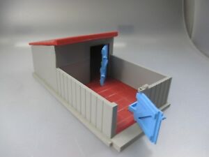 【送料無料】模型車 モデルカー ディーテールガッターヴィンテージbritains farm deetail stables with gatter, vintage 60er70er years