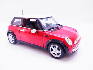 【送料無料】模型車 モデルカー ロットマイストミニクーパースケールlot 64509 maisto mini cooper redwhite 118 scale car