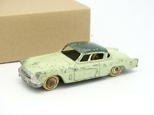 【送料無料】模型車 モデルカー ディンキートイズフランシアスチュードベーカーオーデンベルデdinky toys francia 143 studebaker orden 24y verde b