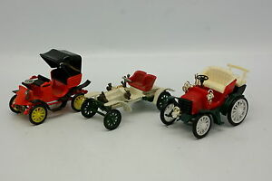 【送料無料】模型車 モデルカー サフィロローテデrami y safiro 143 lote de 3