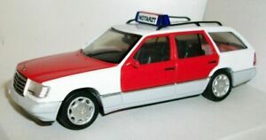 【送料無料】模型車 モデルカー ヘルパスケールメルセデスベンツherpa 143 scale 070218 mercedes benz e320 t notarzt