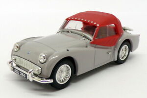 【送料無料】模型車 モデルカー ヴァンガードスケールシルバーストーングレーレッドvanguards 143 scale va04702triumph tr3asilverstone greyred