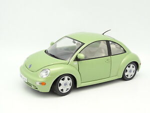 【送料無料】模型車 モデルカー ソリドビートルヴェルデsolido sb 118 vw beetle 1999 verde
