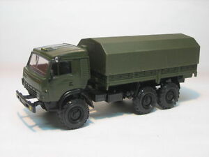 【送料無料】模型車 モデルカー ロシアカーキトラックスケール