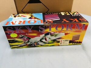 【送料無料】模型車 モデルカー スカイストームプラスチックヴィンテージバッテリーsky storm plastic vintage toy battery f9688 hunting