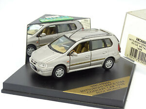 【送料無料】模型車 モデルカー ヴィテッセスターベージュメタルvitesse 143 mitsubishi space star 1998 beige metall
