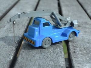 【送料無料】模型車 モデルカー ウィキングエダッドデマグモビランワーゲンアズールデシエロブエンwiking 6805 edad demag mobilkranwagen azul de cielo buen