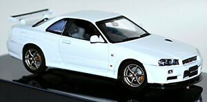 【送料無料】模型車 モデルカー スカイラインスペッククーペホワイトオートアートnissan skyline r34 gtr vspec ii coupe 19982003 white 143 autoart|hokushin