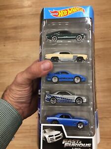 【送料無料】模型車 モデルカー ホットホイールパックブランド