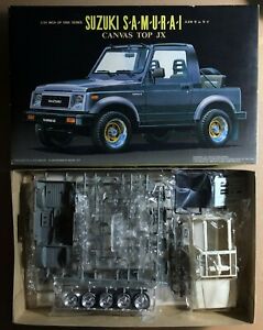 【送料無料】模型車 モデルカー スズライキャンバストッププラスチックキットfujimi 03348suzuki samurai canvas top jx 124 plastic kit