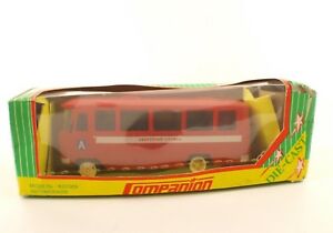 【送料無料】模型車 モデルカー ロシアコンパニオンバスrussian companion bus fireman in a box 143｜hokushin