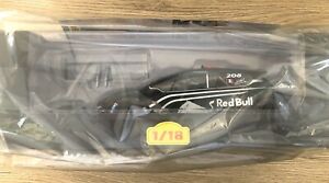 【送料無料】模型車 モデルカー プジョーローブパイクピークpeugeot 208 t16 loeb pikes peak 118