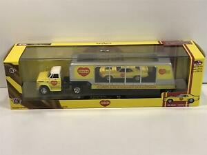 【送料無料】模型車 モデルカー シェビーキャミオンシェビーカマロエシェル1967 chevy c60 camion et 1969 chevy camaro ss rs 164 echelle m2