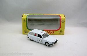 【送料無料】模型車 モデルカー ルソシトロエンluso toys citroen gs break ambulance with box a23|hokushin
