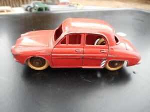 【送料無料】模型車 モデルカー フランスディンキールノードーフィンdinky toys made in france renault dauphine nr 24 e|hokushin