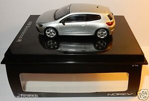 【送料無料】模型車 モデルカー ノレフプロヴァンスムーラージュフォルクスワーゲンシロッコライトグレーシルバーボックスnorev provence moulage vw volkswagen scirocco r light grey silver 143 in box