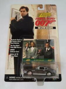 【送料無料】模型車 モデルカー ジョニーライトニングジェームズボンドリビングデイライトアストンマーティンjohnny lightning james bond 007 the living daylights aston martin v8