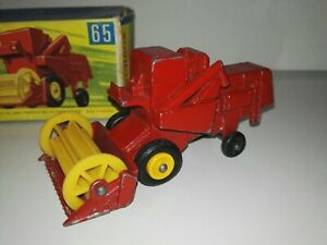 【送料無料】模型車 モデルカー マッチボックスクラースオリジナルボックスハーベスターmatchbox 65c claas combine harvester with original box 196768