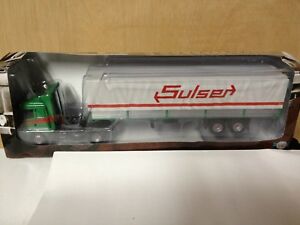 【送料無料】模型車 モデルカー トラックメルセデススルサームーブメントトラックトレーラー