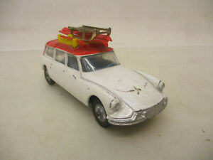 【送料無料】模型車 モデルカー コーギーシトロエンスキーx16298 corgi citroen with ski and sled, with wear, colour damage|hokushin