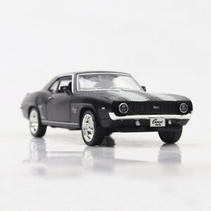 【送料無料】模型車 モデルカー シボレーカマロスポーツカーモデルミニカービークルブラック