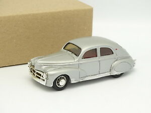 【送料無料】模型車 モデルカー プロヴァンスムーラージュセットアウフゲボープジョーダルマットグラウprovence moulage set aufgebaut 143 peugeot 203 darlmat grau｜hokushin