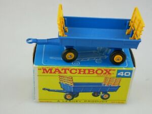 【送料無料】模型車 モデルカー ヘイトレーラーマッチボックスレギュラーホイール40c hay trailer 34196 matchbox regular wheels