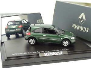 【送料無料】模型車 モデルカー ルノーメガーヌクーペスポーツヴェルデスクロnorev 143 renault megane coupe sport 20 16v verde scuro
