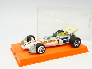 【送料無料】模型車 モデルカー メベトイズヤードリーmebetoys 128 f1 brm p160 yardley