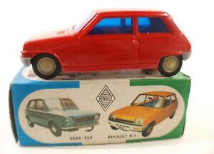 【送料無料】模型車 モデルカー スペインルノーエンジンプレートプラスチックボックスvercor spain no 432 renault r5 engine friction plate 14 cm plastic boxed