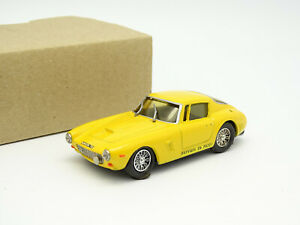 【送料無料】模型車 モデルカー キットフェラーリイエローfds kit mounted sb 143 ferrari 250 gt 1961 yellow