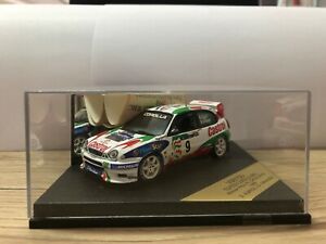 【送料無料】模型車 モデルカー トヨタカローラtoyota corolla wrc 1998 143