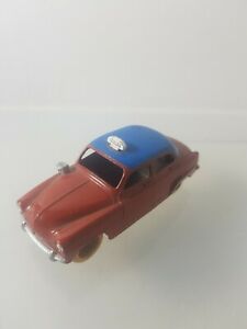 【送料無料】模型車 モデルカー フランスディンキーシムカアロンデタクシーfrench dinky simca 9 aronde taxi nice example f30