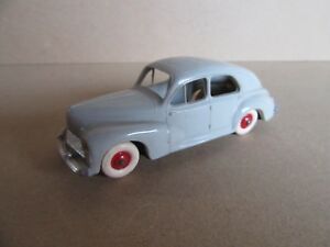 【送料無料】模型車 モデルカー ヴィンテージノレフプジョーグレー650h vintage norev peugeot 203 143 grey