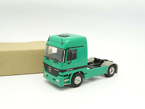 【送料無料】模型車 モデルカー エリゴールトトルヌールメルセデスアクトロスグリュンeligor lbs sb 143 traktor nur mercedes actros 1840 grun 16,346円