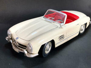 【送料無料】模型車 モデルカー ブラゴメルセデスベンツロードスターblago mercedesbenz 300sl 118 roadster