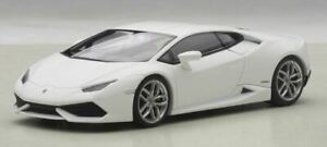 【送料無料】模型車 モデルカー オートアートランボルギーニウラカンautoart aa54601 lamborghini huracan lp6104 2014 white 143