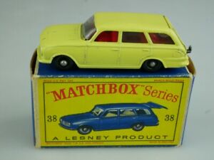 【送料無料】模型車 モデルカー ヴォクソールビクターエステートマッチボックスレギュラーホイール38b vauxhall victor estate car 34366 matchbox regular wheels｜hokushin 17,280円