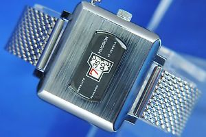 【送料無料】vintage nos hudson instalite jump hour digital watch 1970s serviced 17 jeweled