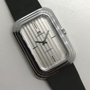 【送料無料】8710 vintage watch lorenz mai indossato nos 27mm carica manuale