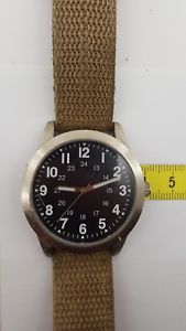 【送料無料】orologio tipo militare quarzo 38mm,|hokushin