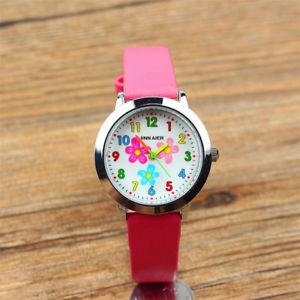 【送料無料】kids leather strap stainless steel quartz flower pattern girls alloy wristwatch｜hokushin 13,244円